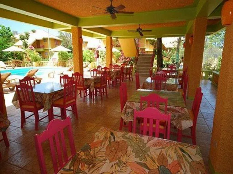 Oasis Resort Negril 2*,